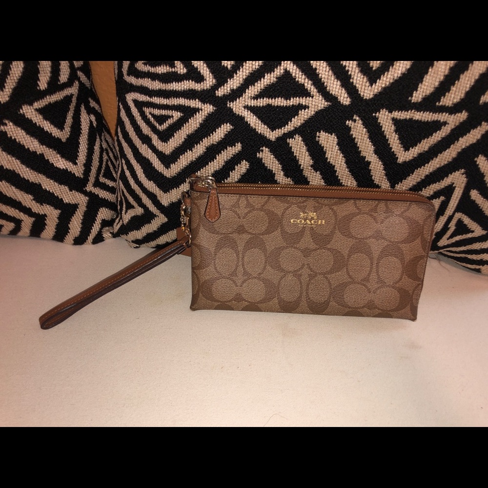 Coach Sig double zip wallet/wristlet